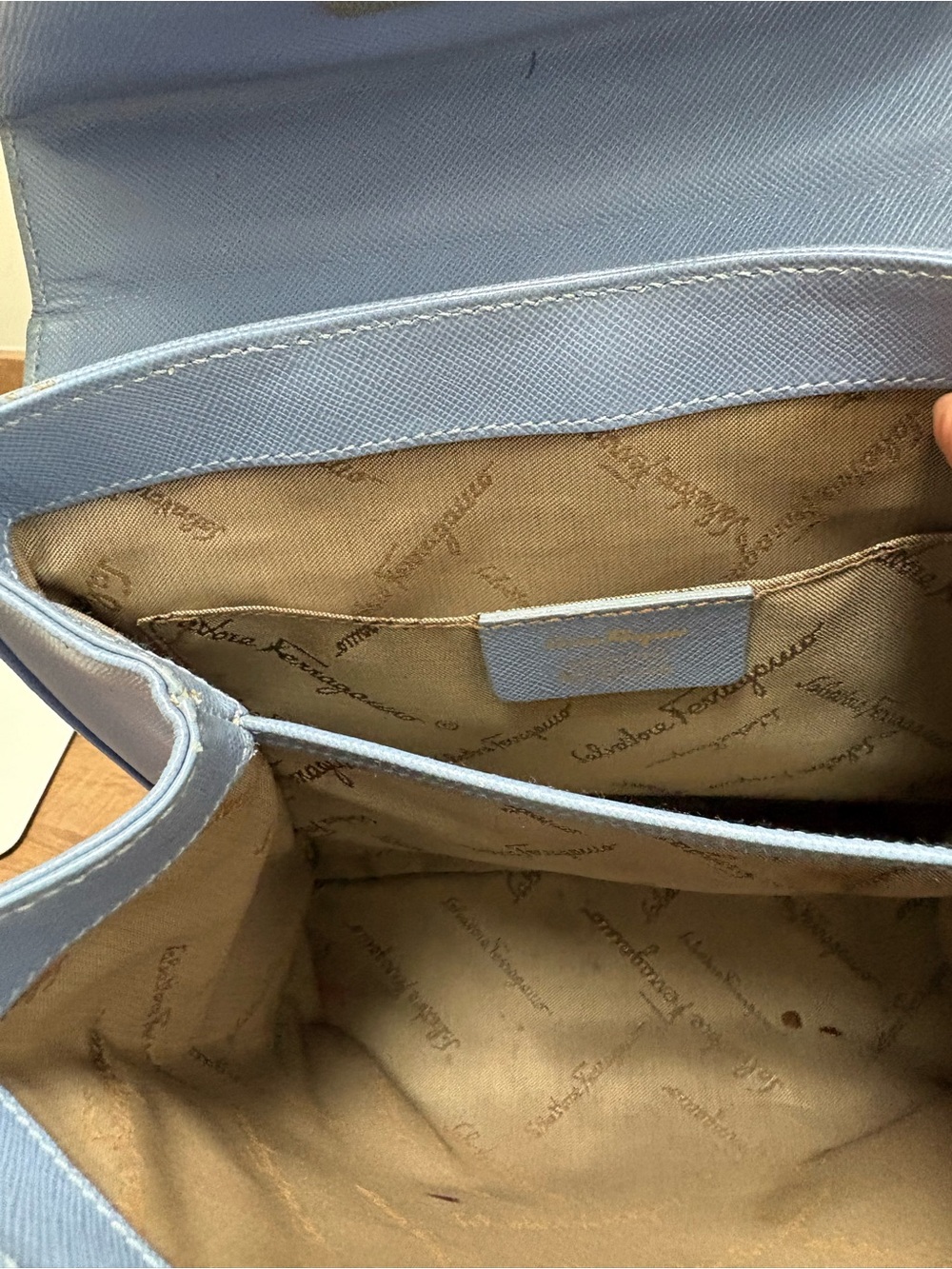 Salvatore Ferragamo Gancini Saffiano leather Top-Handle Shoulder bag with COA - Picture 9 of 10
